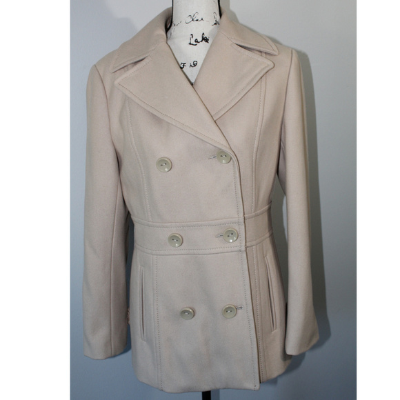 Kenneth Cole Reaction Jackets & Blazers - Kenneth Cole Reaction Wool Cream Pea Coat Size 8